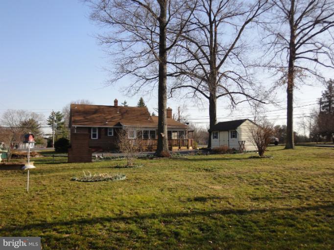 6701 Brooklyn Bridge Road Laurel, MD 20707 - Photo 16 of 29 Exterior (Rear)