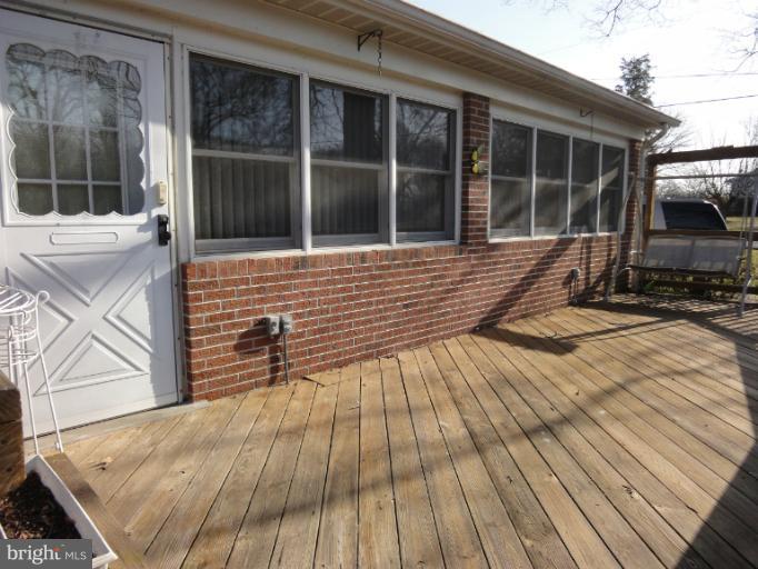 6701 Brooklyn Bridge Road Laurel, MD 20707 - Photo 10 of 29 Exterior (General)