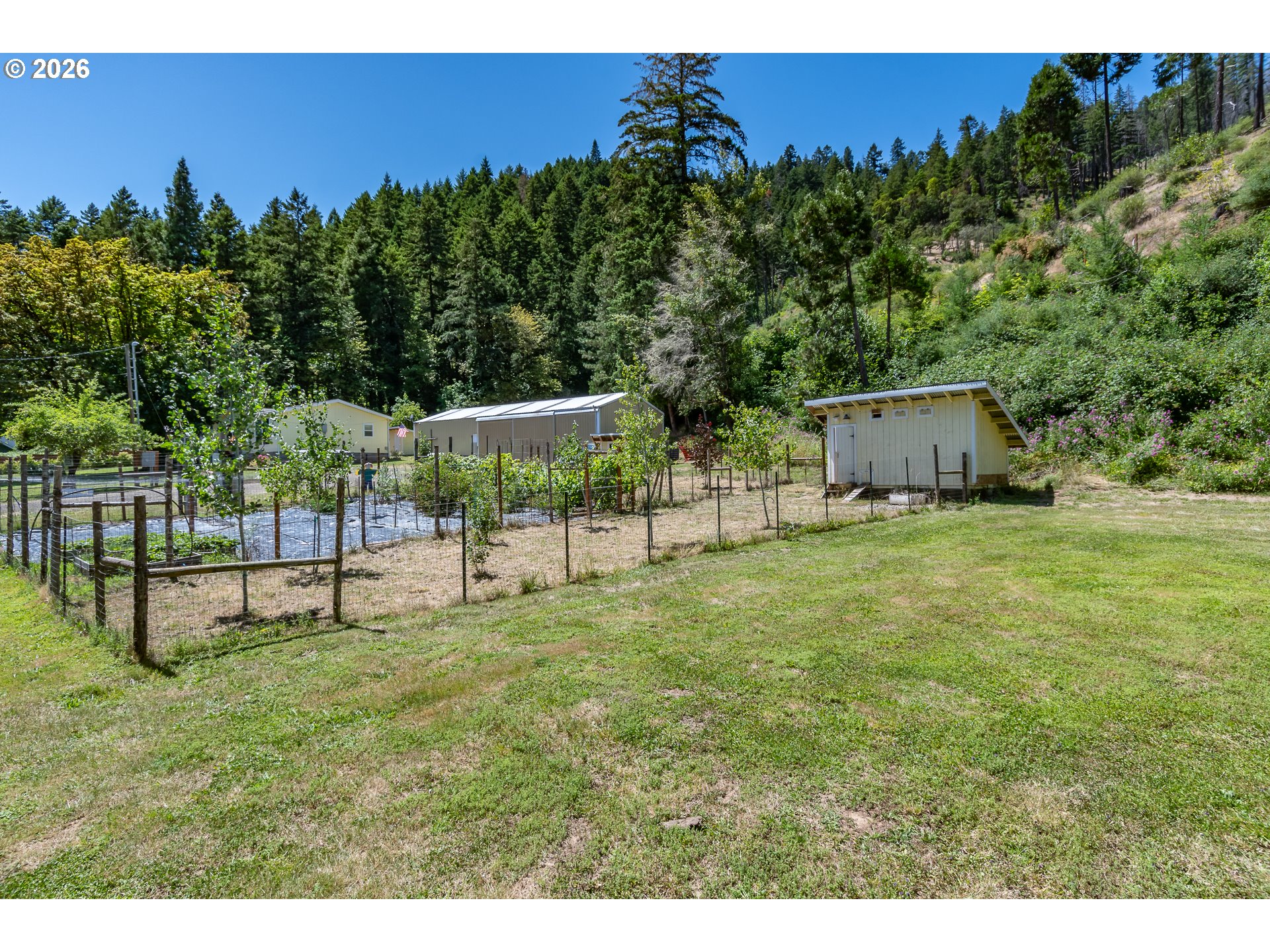 5833 Hubbard Creek Road Umpqua, OR 97486 - Photo 40 of 48 Garden