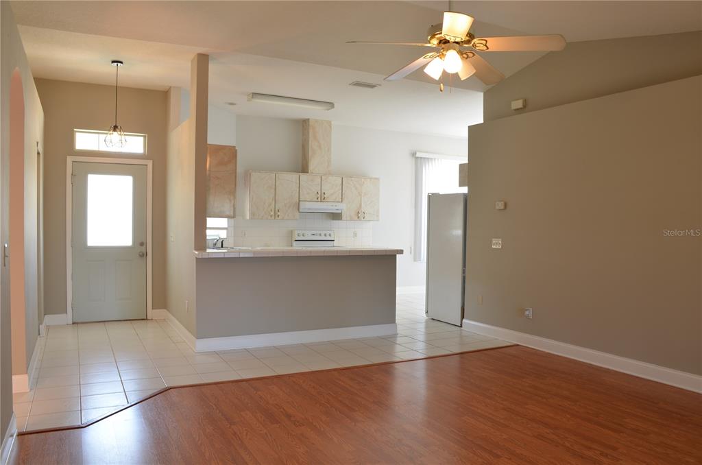 3 Burne Place Palm Coast, FL 32137 - Photo 7 of 34