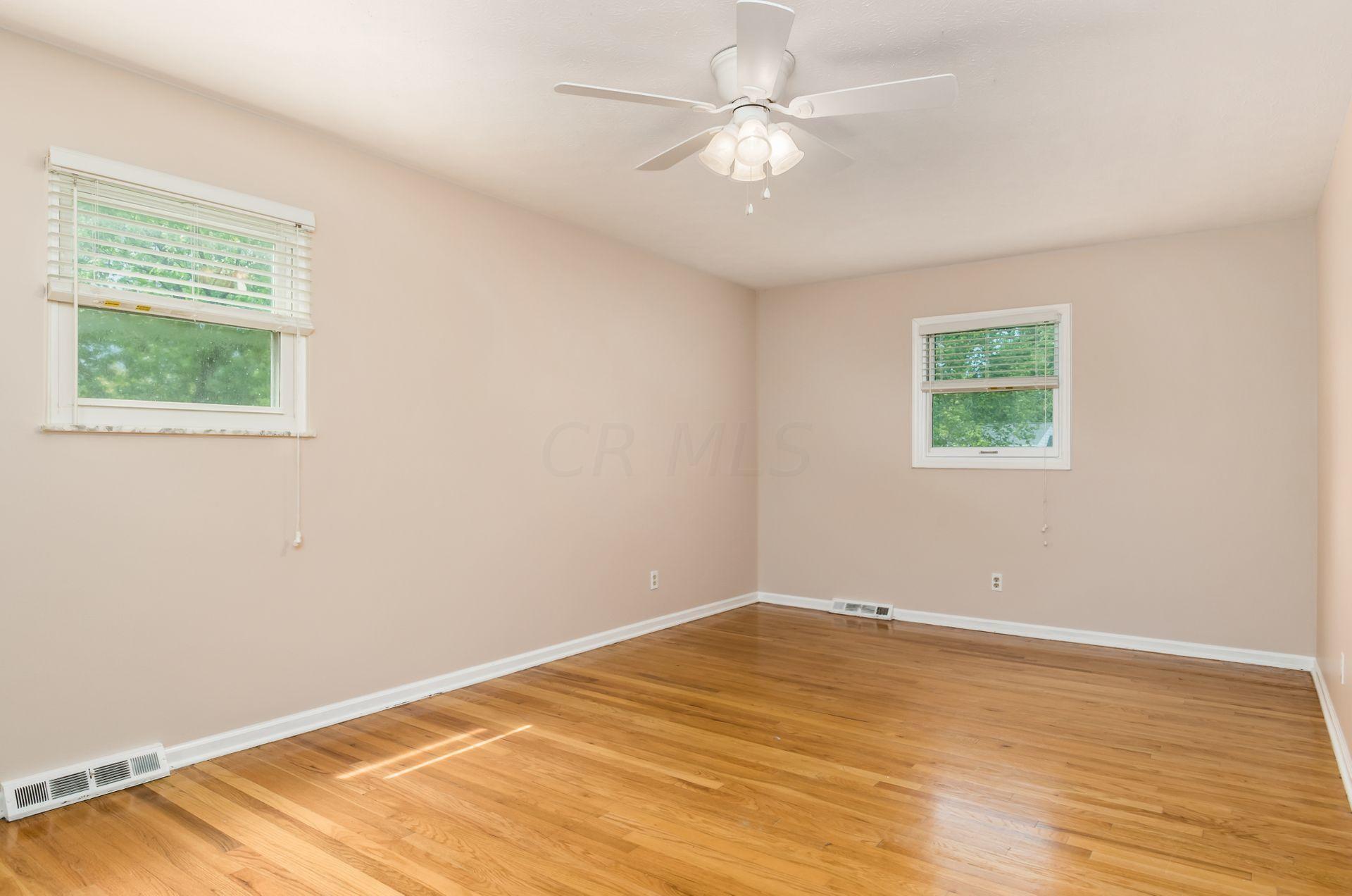 1281 Windham Road Upper Arlington, OH 43220 - Photo 15 of 32