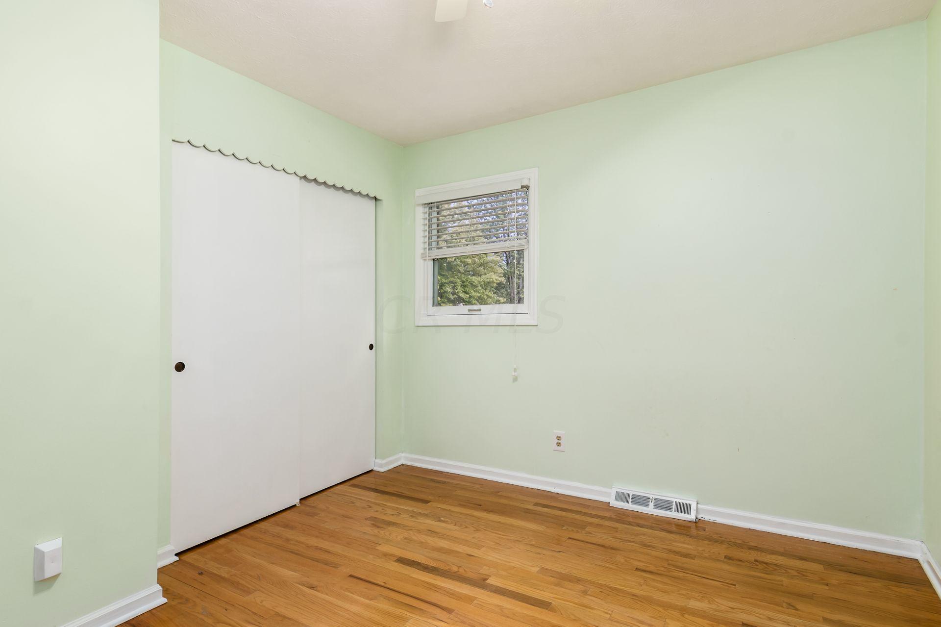 1281 Windham Road Upper Arlington, OH 43220 - Photo 21 of 32
