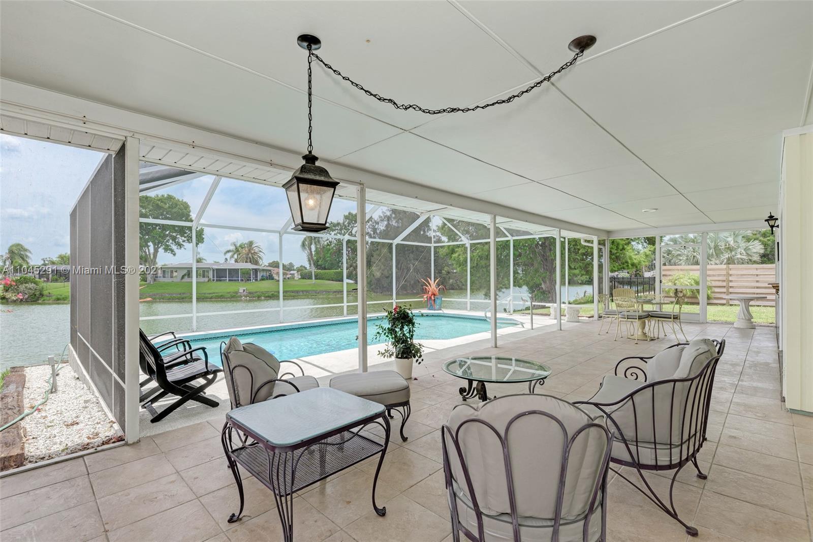 324 Redwood Road Venice, FL 34293 - Photo 54 of 100 Gallery Image 54