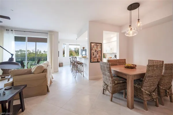 $310,000 | 8505 Naples Heritage Drive, Unit 141, Naples, FL 34112