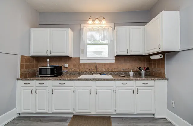 $190,000 | 155 Davis Street, Humble, TX 77338