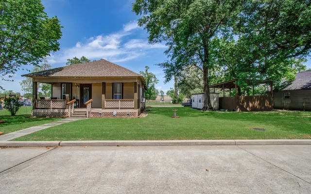 $190,000 | 155 Davis Street, Humble, TX 77338
