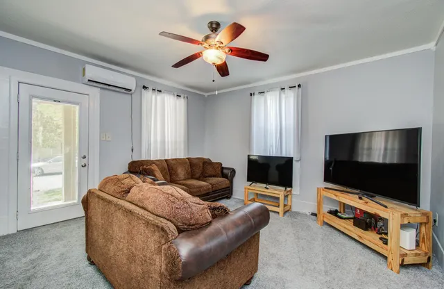 $190,000 | 155 Davis Street, Humble, TX 77338