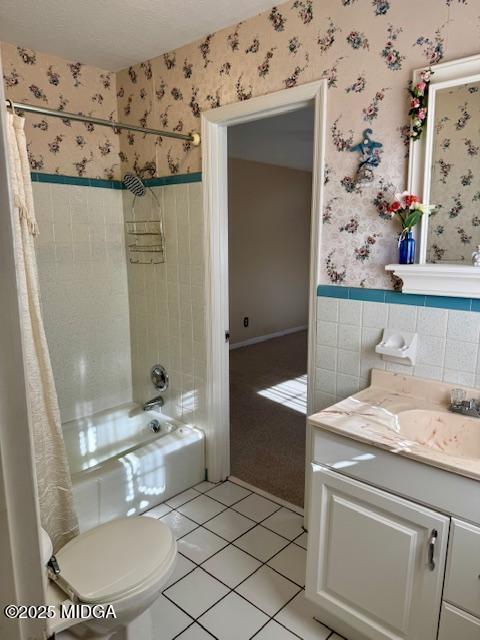 66 Quail Trail Juliette, GA 31046 - Photo 19 of 25 a bathroom with a sink a toilet and shower