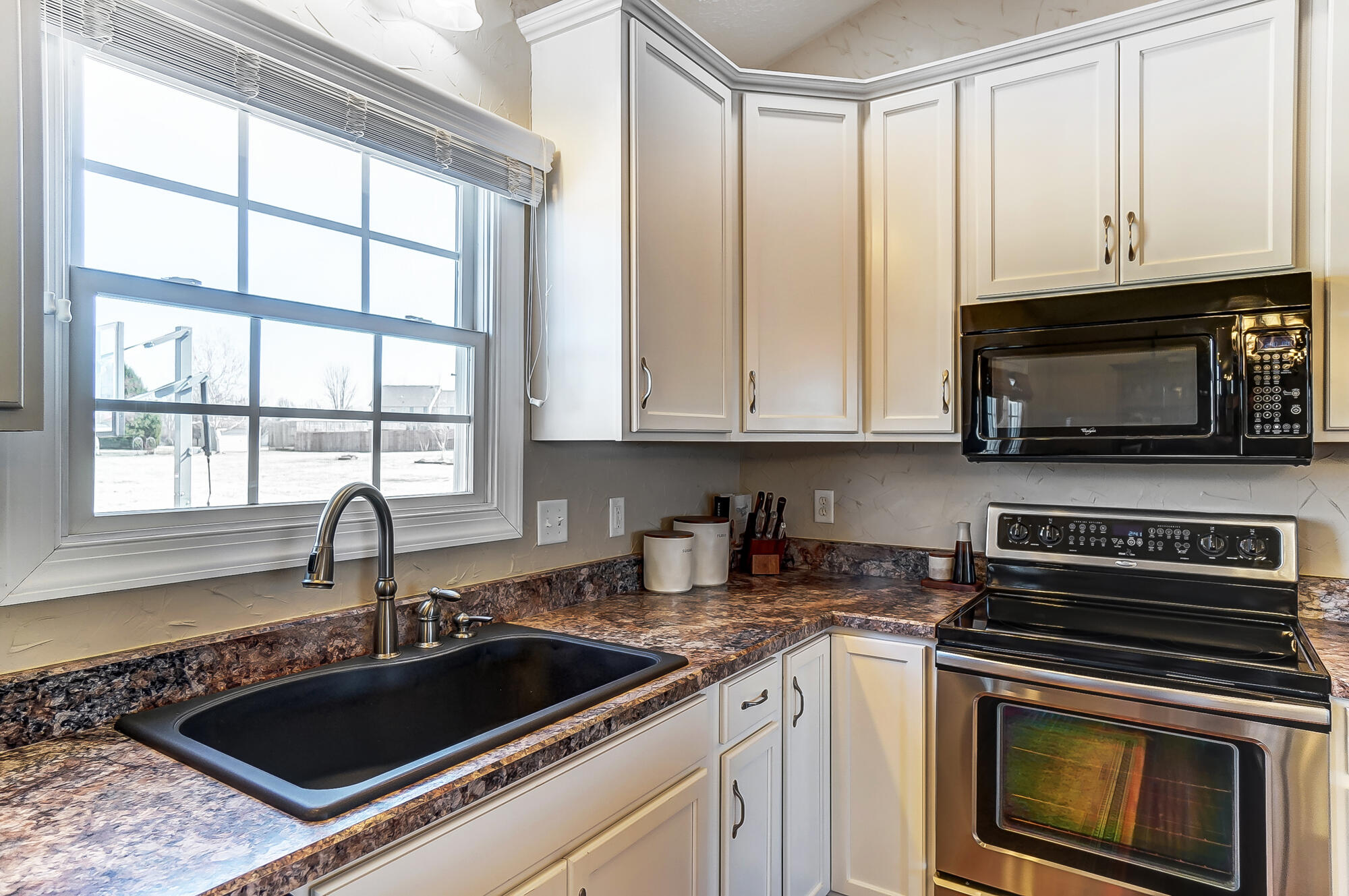 3040 Windy Ridge Drive Springfield, OH 45502 - Photo 13 of 61