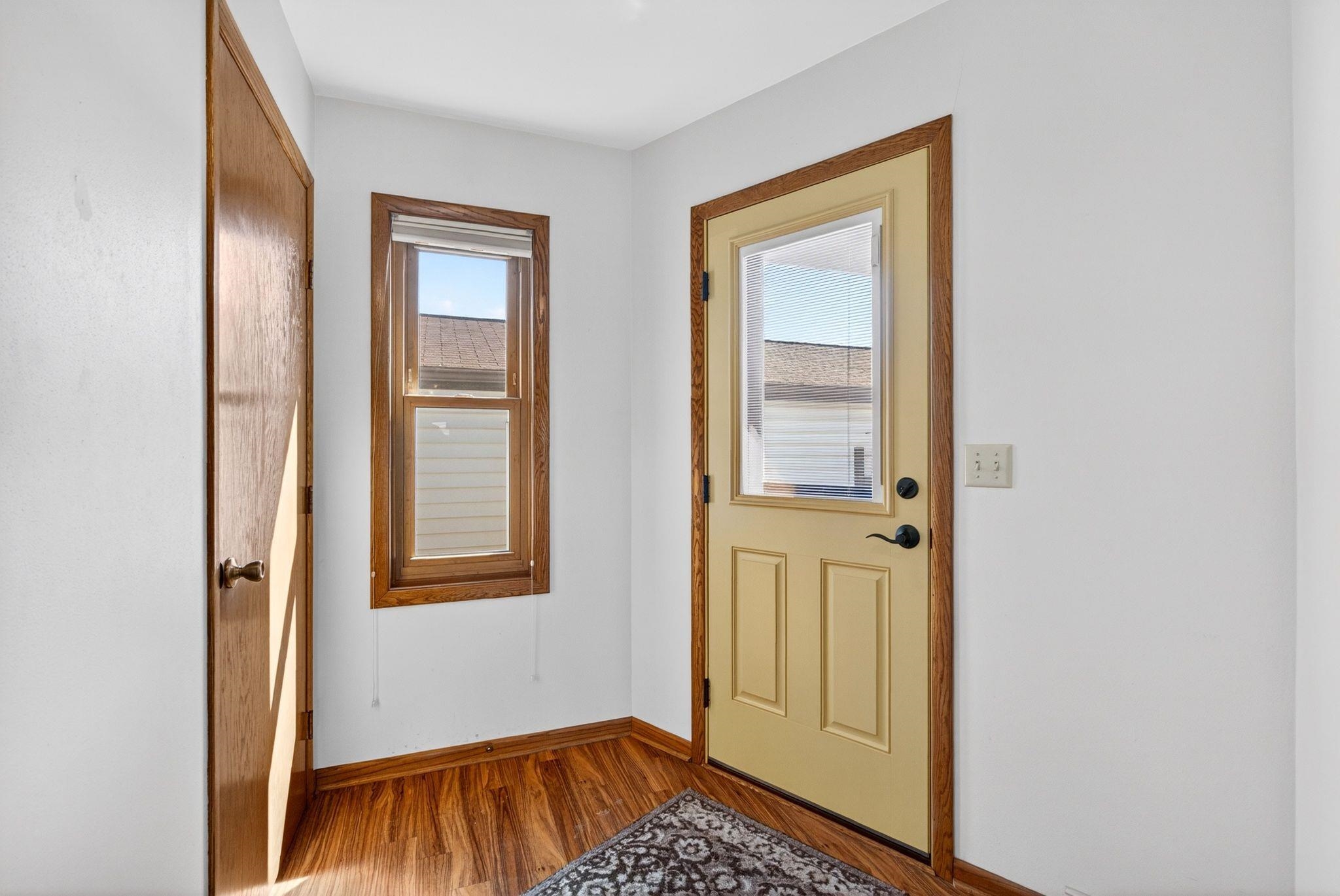 984 Tullar Road, Unit 17 Neenah, WI 54956 - Photo 25 of 36
