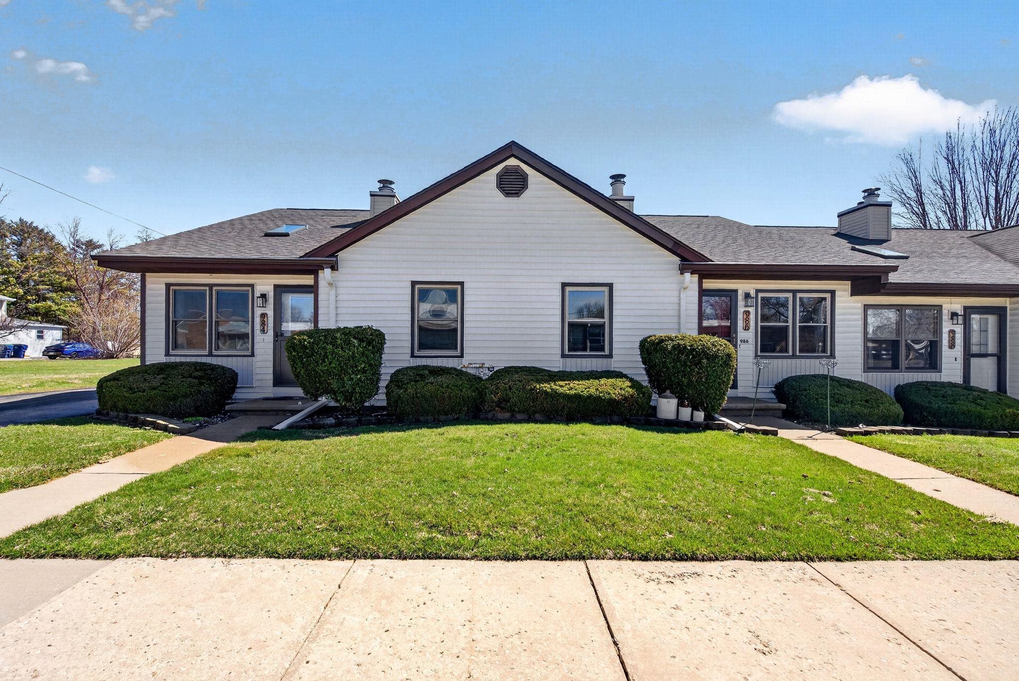 984 Tullar Road, Unit 17 Neenah, WI 54956 - Photo 31 of 36