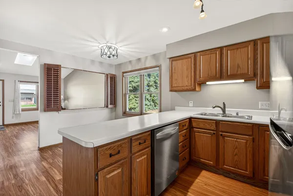 $194,900 | 984 Tullar Road, Unit 17, Neenah, WI 54956