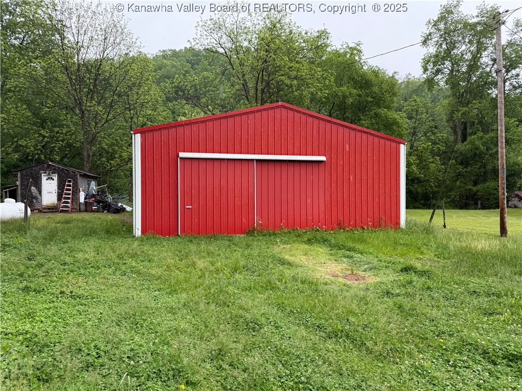 3112 Cicerone Road Charleston, WV 25320 - Photo 3 of 36 Gallery Image 3