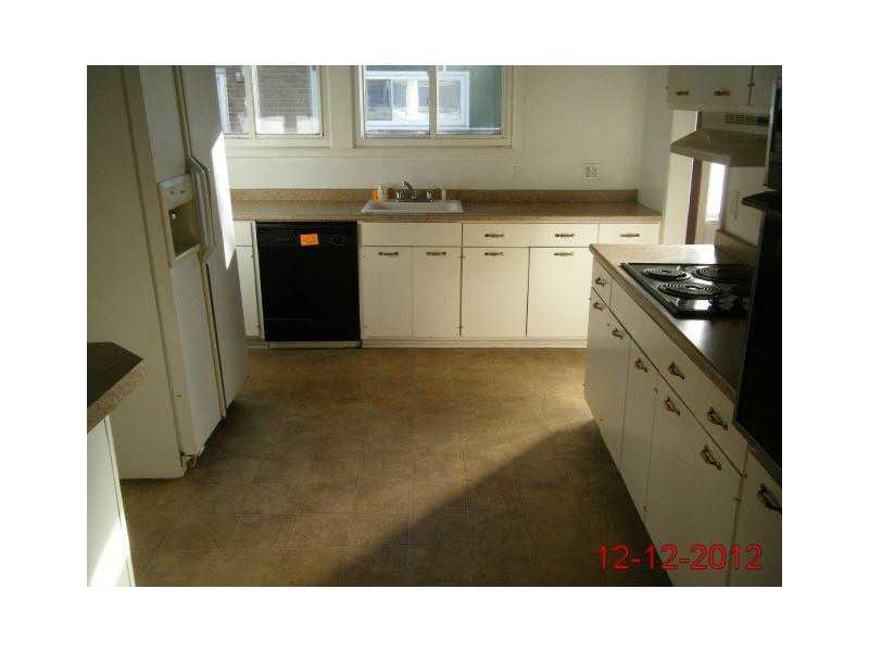 4913 Victoria Road Indianapolis, IN 46228 - Photo 3 of 6 Gallery Image 3