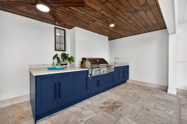 $2,550,000 | 1222 Brightwaters Boulevard Northeast, St. Petersburg, FL 33704