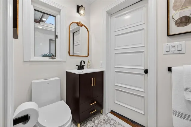 $2,550,000 | 1222 Brightwaters Boulevard Northeast, St. Petersburg, FL 33704