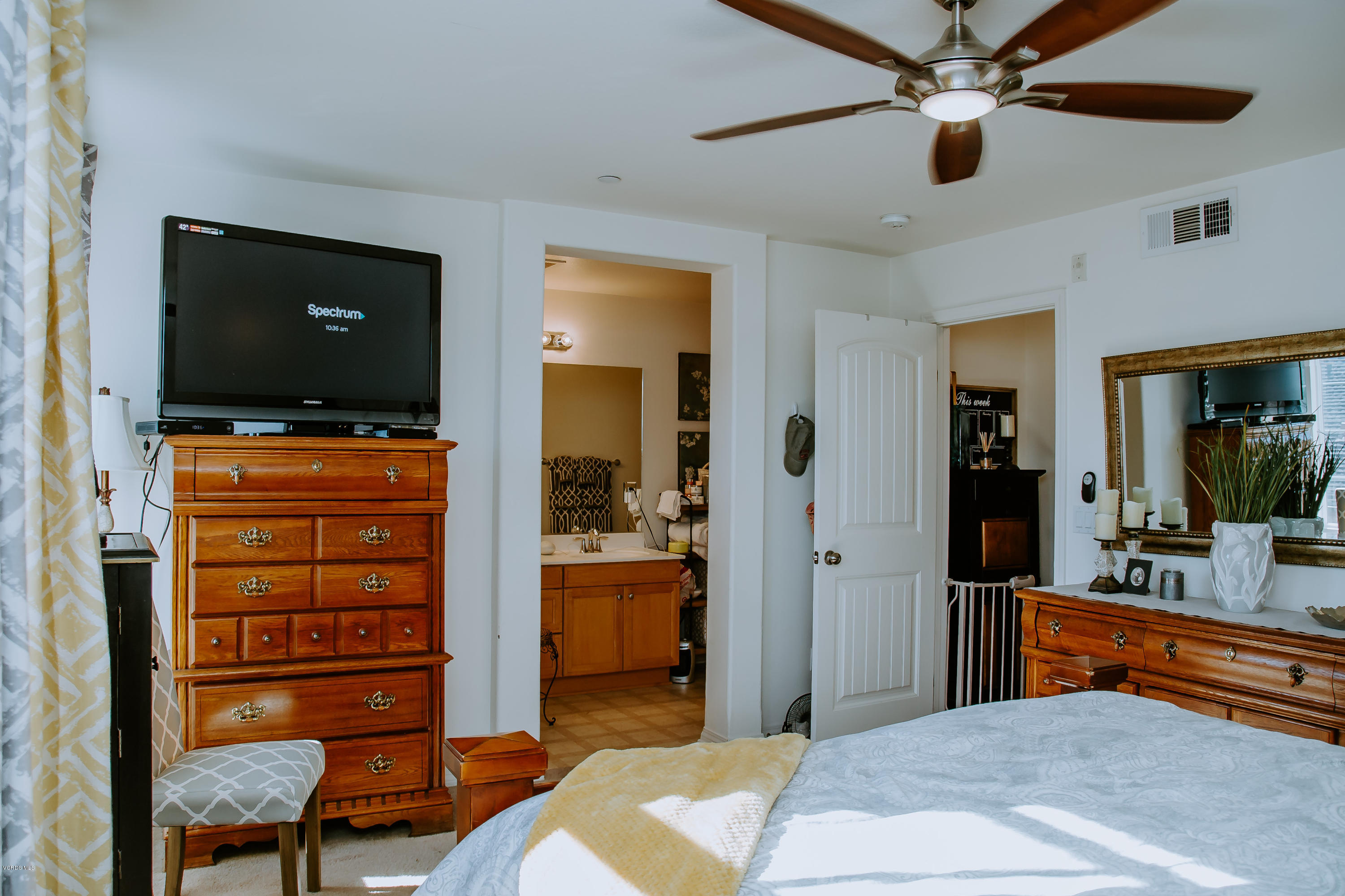 3012 Moonlight Park Avenue Oxnard, CA 93036 - Photo 39 of 59 a bedroom with a bed and a flat screen tv