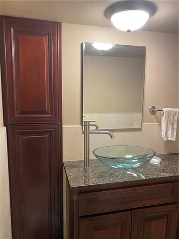 $1,200 | 3201 St Charles Avenue, Unit 324, New Orleans, LA 70115