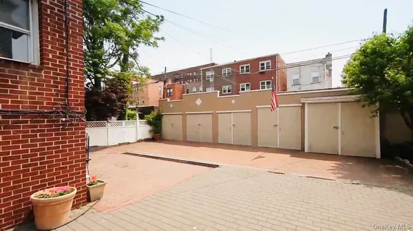 $2,288,000 | 31 47/49 43rd Street | Astoria