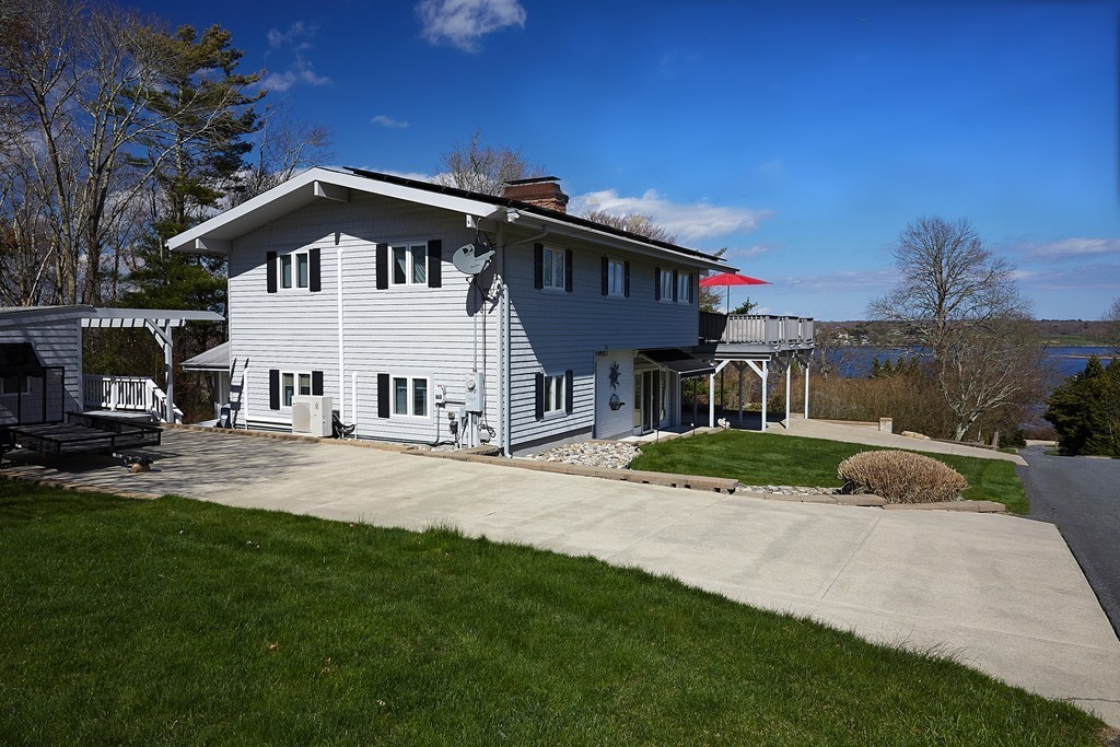 14 David Road Westport, MA 02790 - Photo 3 of 30 Gallery Image 3