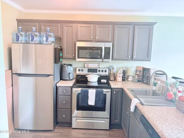 $1,600 | 456 Sullivan Loop Road, Midway Park, NC 28544