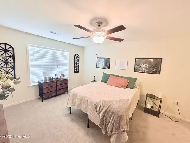 $1,600 | 456 Sullivan Loop Road, Midway Park, NC 28544