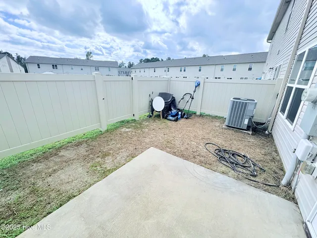 $1,600 | 456 Sullivan Loop Road, Midway Park, NC 28544