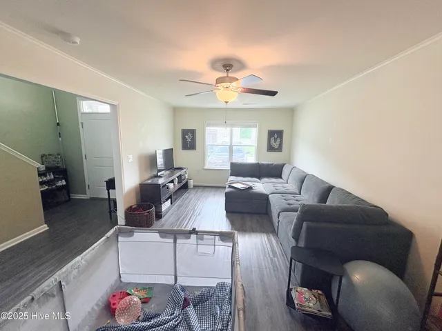 $1,600 | 456 Sullivan Loop Road, Midway Park, NC 28544