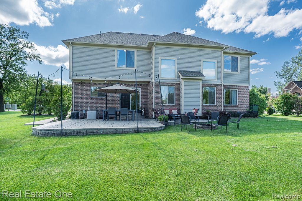 985 Monterey Ln. Rochester Hills, MI 48307 - Photo 4 of 54