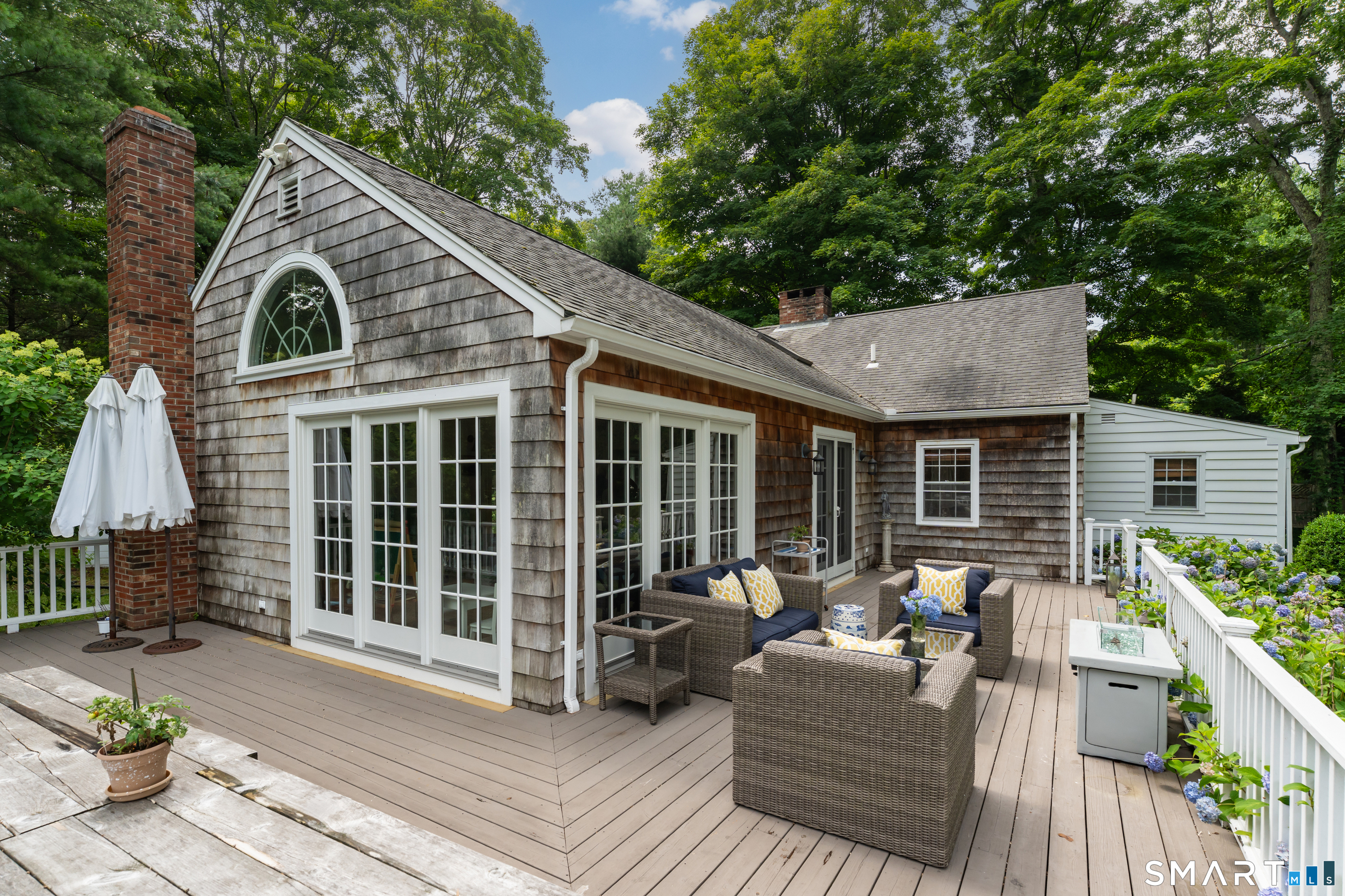 5 Coughlin Road Killingworth, CT 06419 - Photo 4 of 30 Gallery Image 4