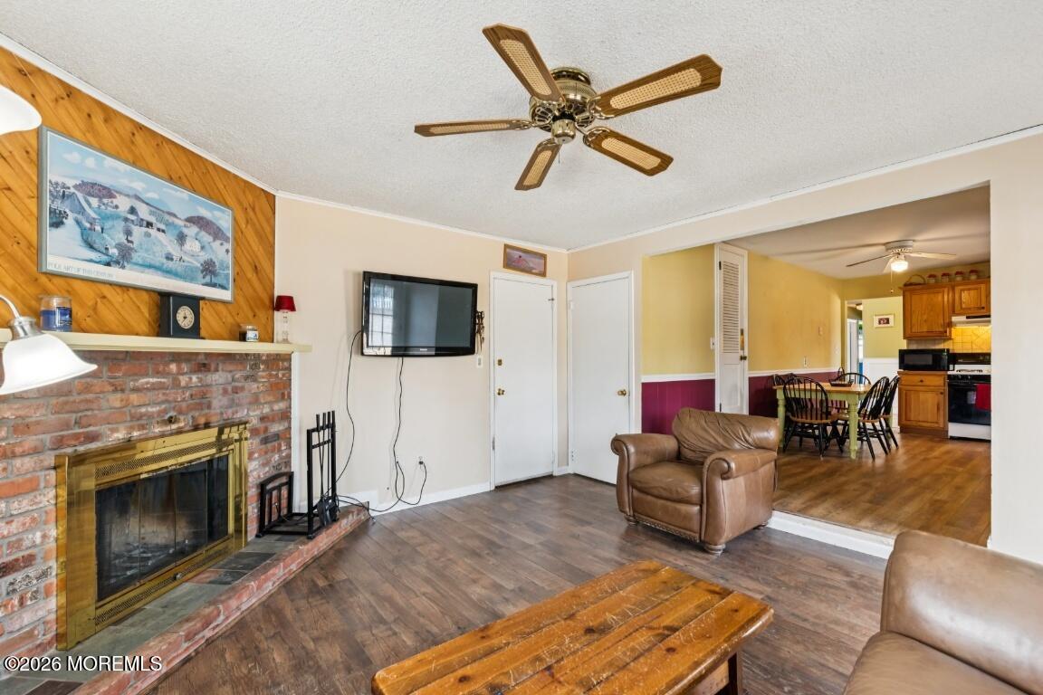 26 Lexington Road Howell, NJ 07731 - Photo 15 of 35 14