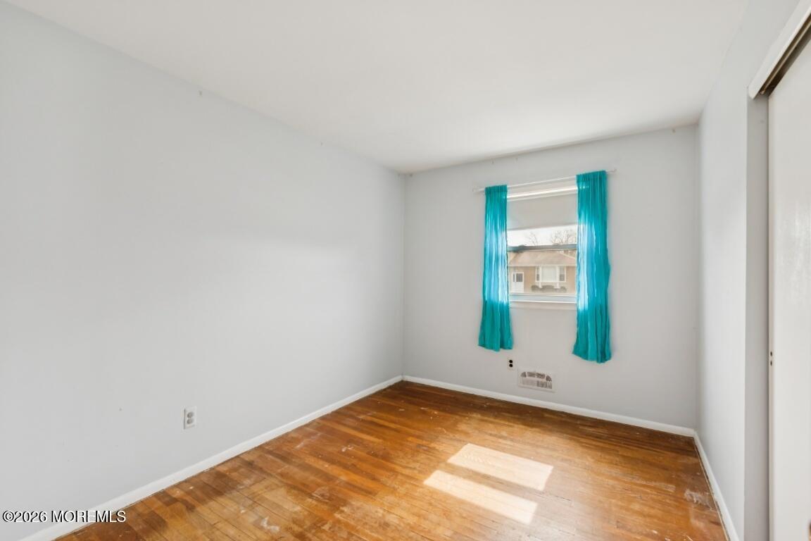 26 Lexington Road Howell, NJ 07731 - Photo 20 of 35 19