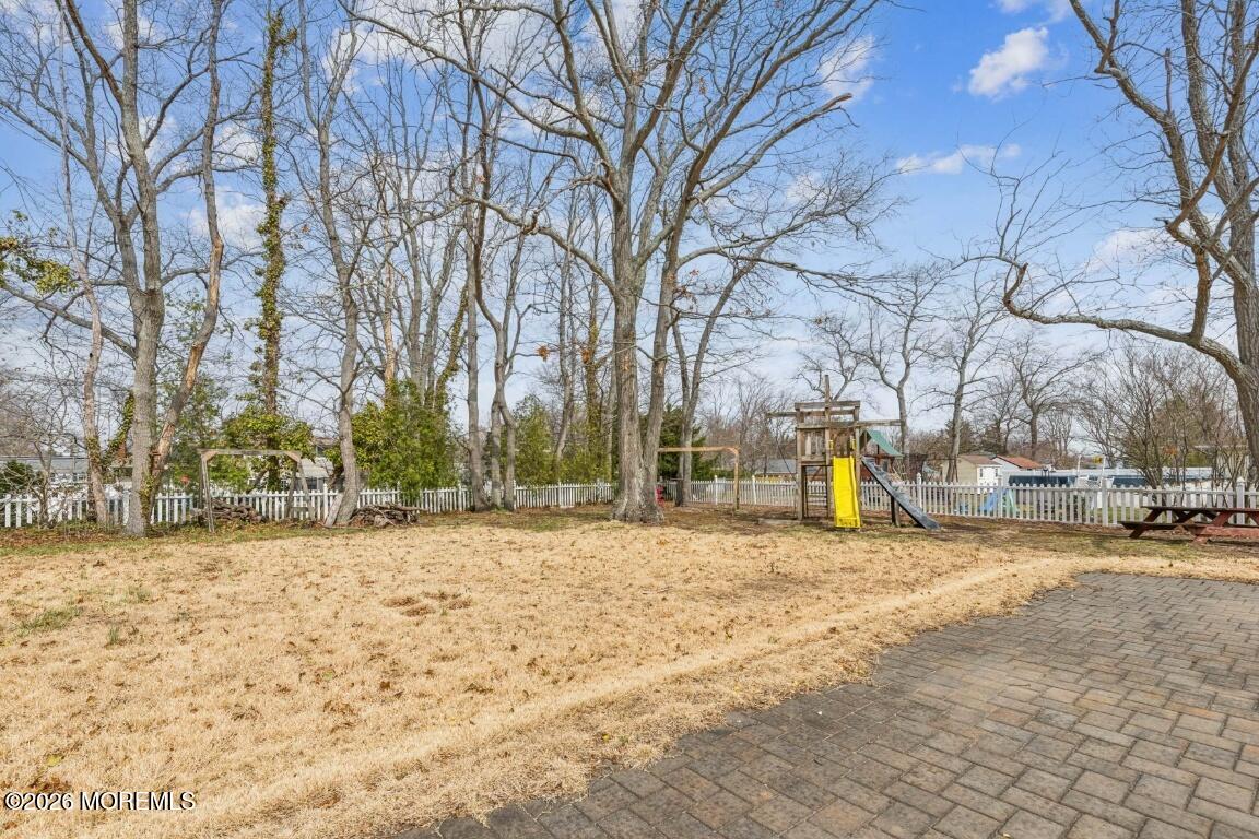 26 Lexington Road Howell, NJ 07731 - Photo 34 of 35 30