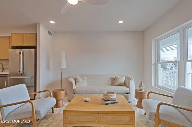 $1,389,000 | 1 Railroad Avenue, Unit C2, Avon-by-the-Sea, NJ 07717