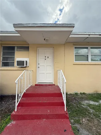 $2,200 | 1725 Northwest 59th Street, Unit 3, Miami, FL 33142