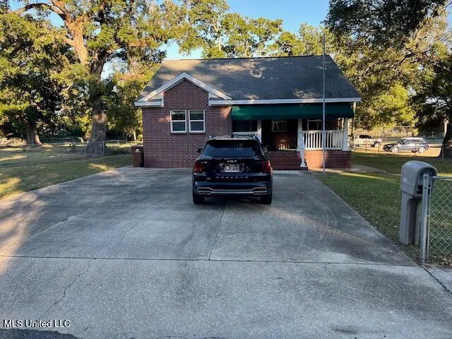 $324,900 | 120 Keller Avenue, Biloxi, MS 39530