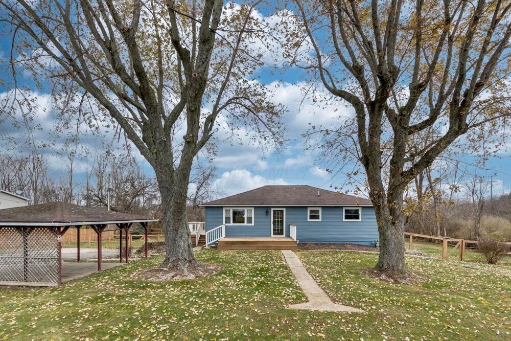 860 Becks Knob Road Southwest Lancaster, OH 43130 - Photo 1 of 24 1R6A2801-HDR