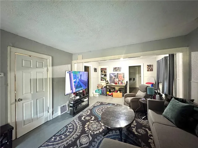 $79,950 | 5824 Park Avenue, Kansas City, MO 64130