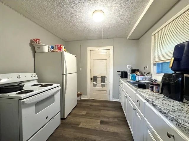 $79,950 | 5824 Park Avenue, Kansas City, MO 64130