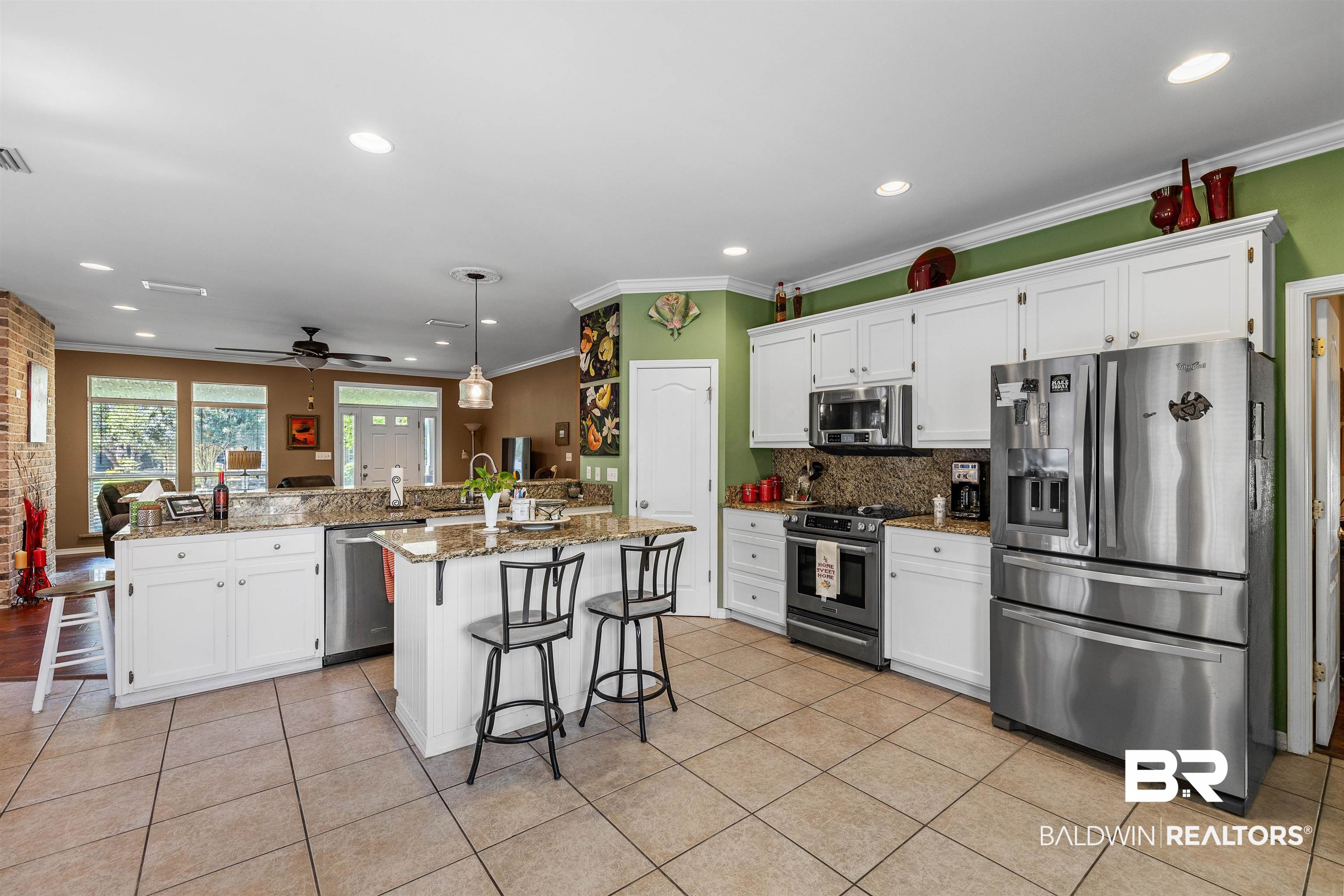 10471 Emmanuel Street Daphne, AL 36526 - Photo 12 of 31 Kitchen