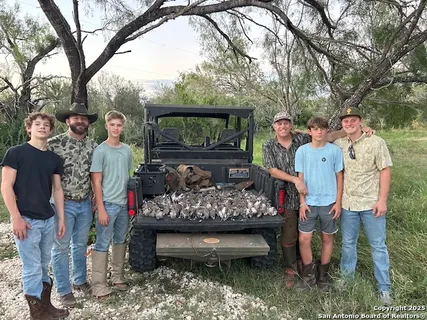 $4,995,000 | Ih Ih 35th, Moore, TX 78057