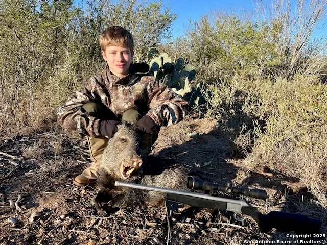 $4,995,000 | Ih Ih 35th, Moore, TX 78057