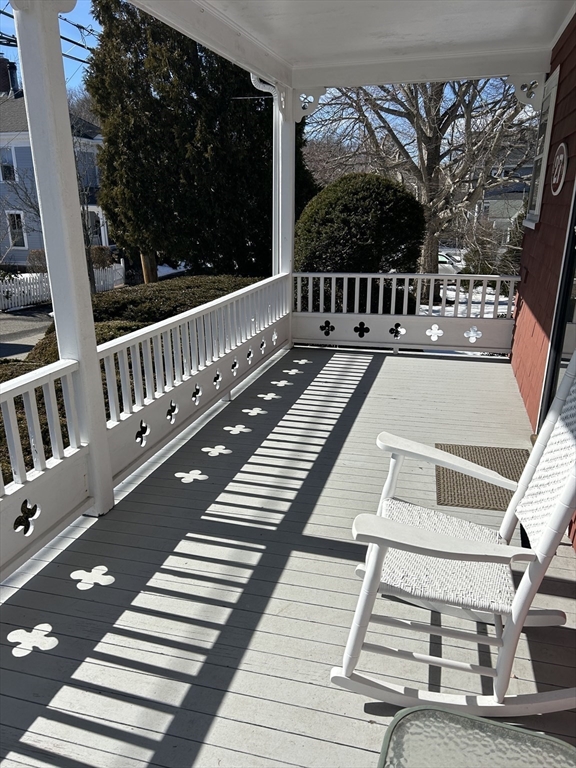 27 Evans Road Marblehead, MA 01945 - Photo 4 of 33