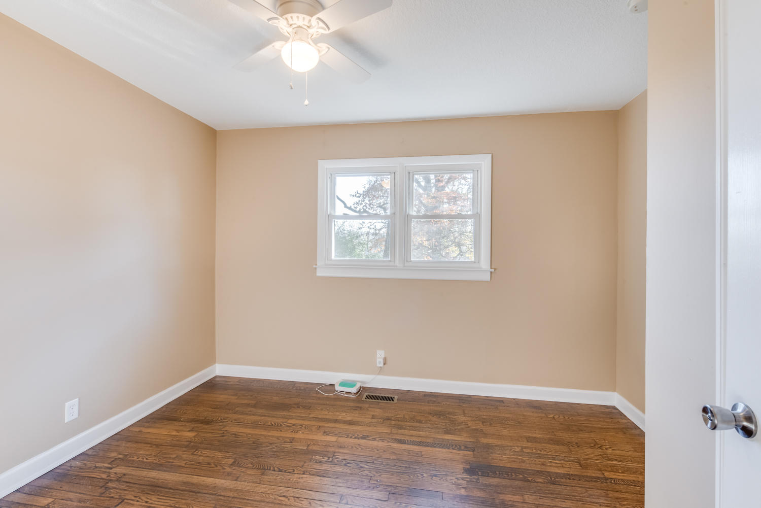 7803 Hancock Road Chattanooga, TN 37416 - Photo 21 of 26 Bedroom 1