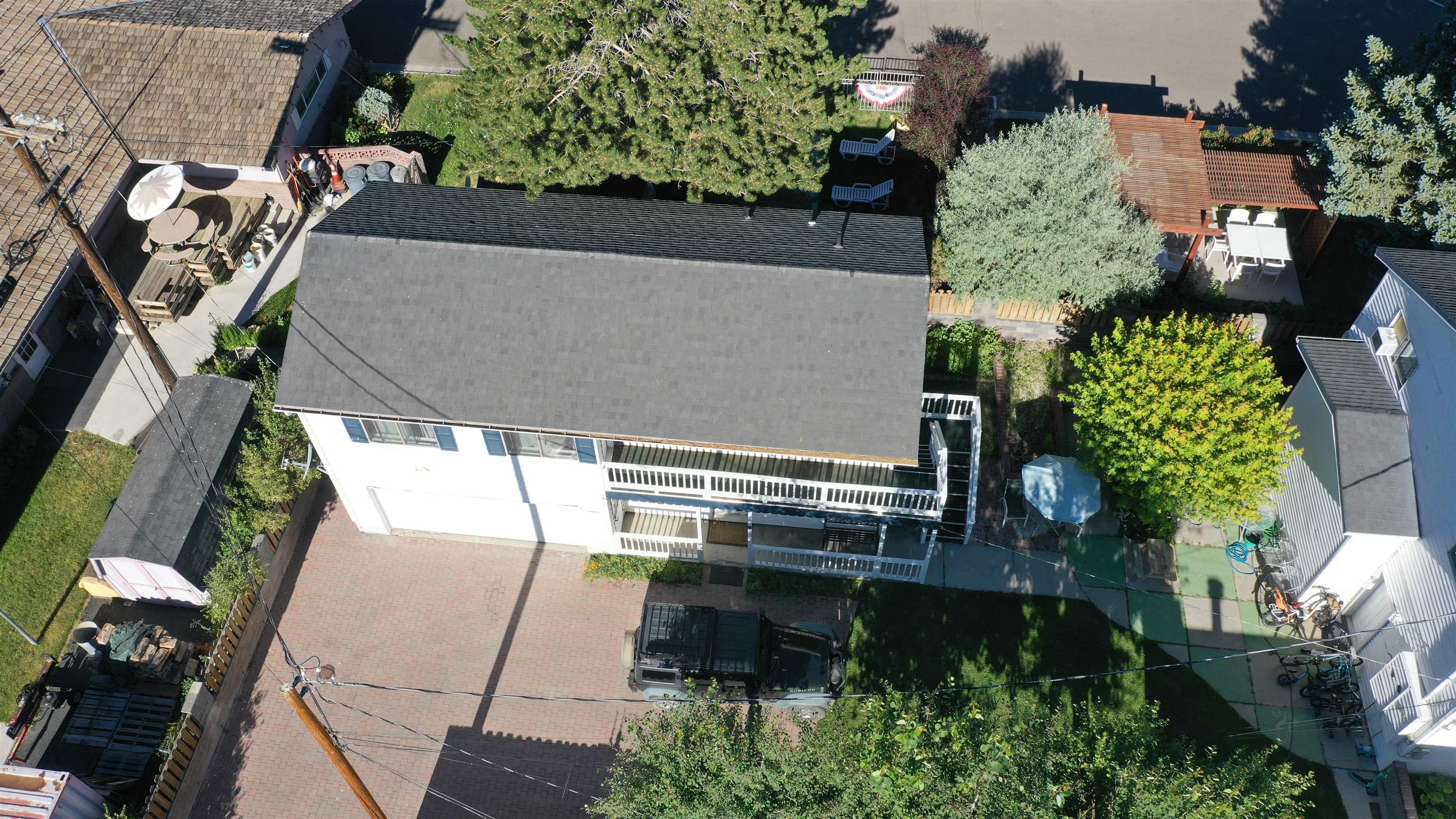 323 Main Street Bridgeport, CA 93517 - Photo 5 of 38 an aerial view of a house with a yard