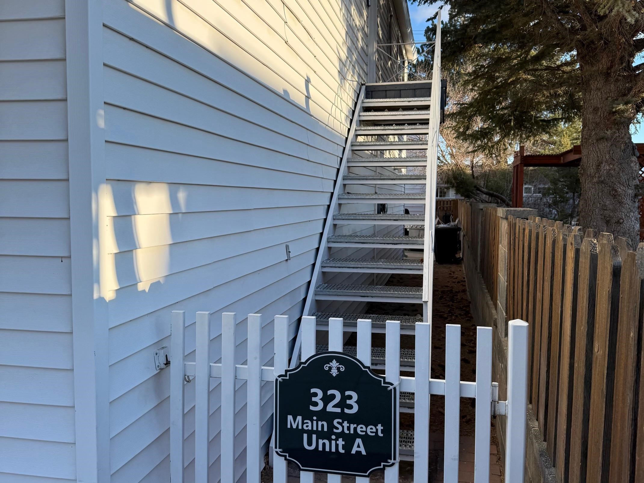 323 Main Street Bridgeport, CA 93517 - Photo 8 of 38 a front view of a building with entryway