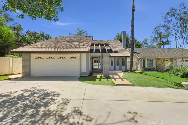 $1,298,000 | 22382 Pepper Lane, Lake Forest, CA 92630