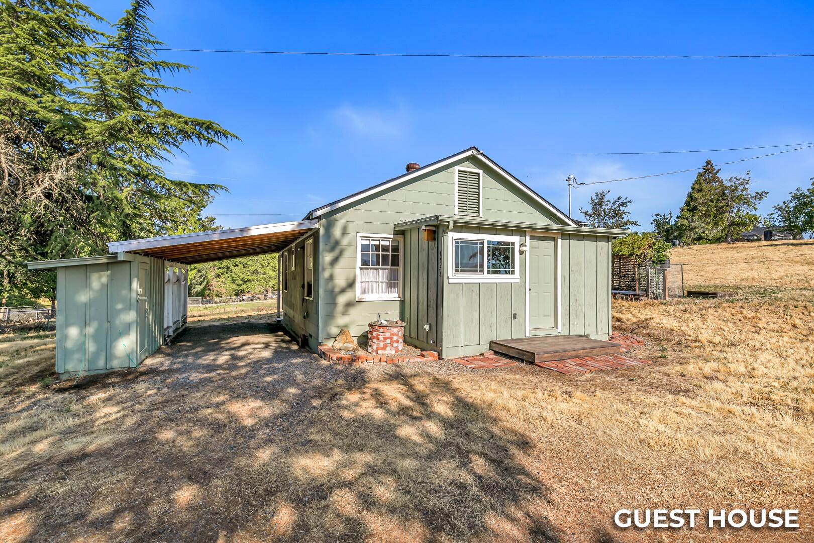 1324 Vawter Road Medford, OR 97501 - Photo 26 of 59 9R9A0075