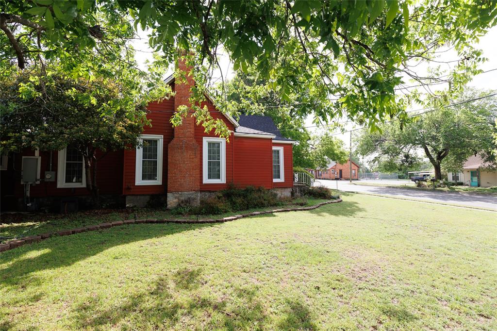 510 West Walnut Street Decatur, TX 76234 - Photo 4 of 40