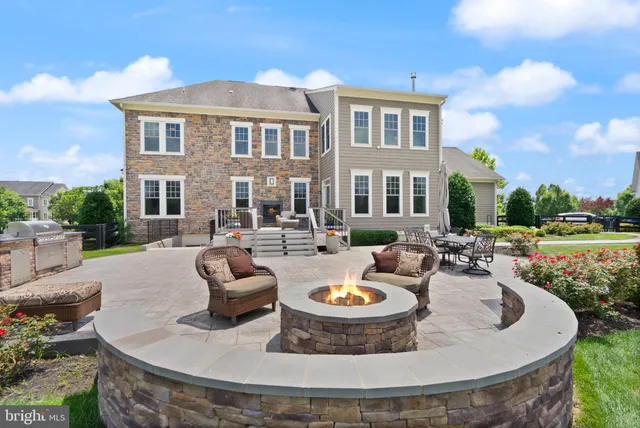 $2,050,000 | 41960 Barnsdale View Court, Ashburn, VA 20148